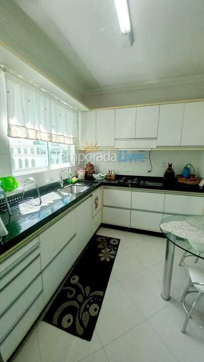 Apartment for vacation rental in Itapema (Meia Praia)