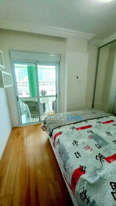 Apartment for vacation rental in Itapema (Meia Praia)