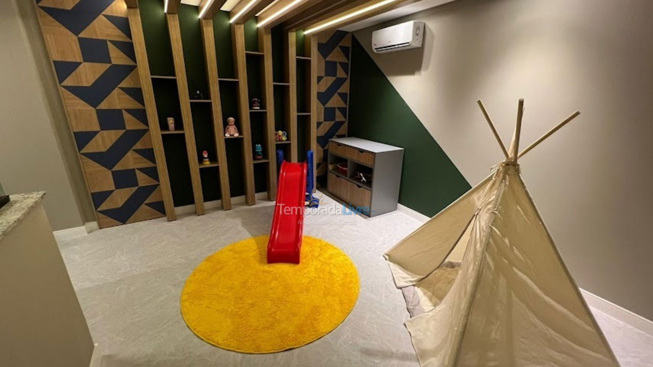 Apartamento para alquiler de vacaciones em Bombinhas (Praia de Bombas)