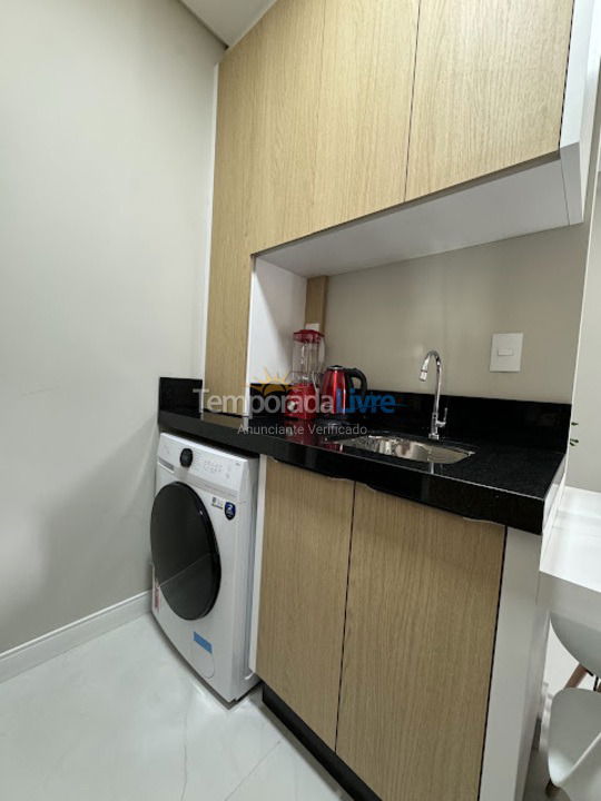 Apartamento para alquiler de vacaciones em Bombinhas (Praia de Bombas)