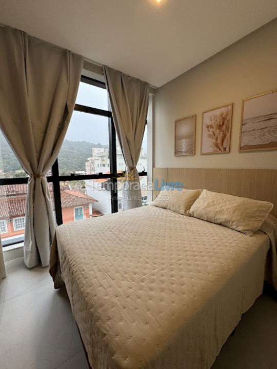 Apartamento para alquiler de vacaciones em Bombinhas (Praia de Bombas)