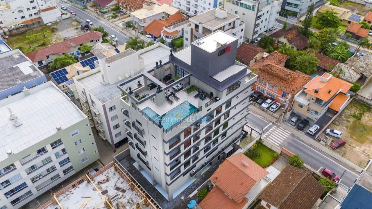 Apartamento para alquiler de vacaciones em Bombinhas (Praia de Bombas)