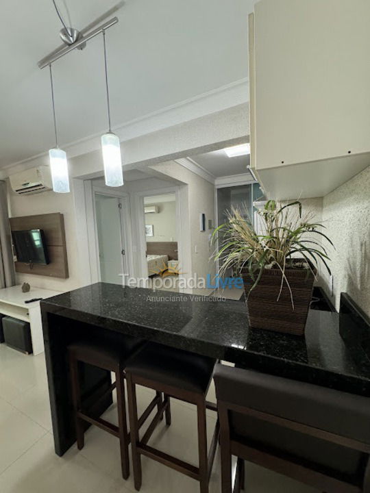 Apartamento para alquiler de vacaciones em Bombinhas (Praia de Bombas)