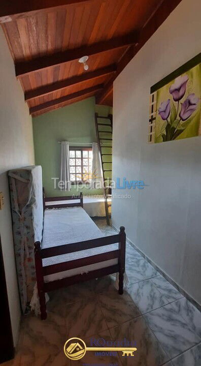 Casa para aluguel de temporada em Bombinhas (Praia de Bombas)