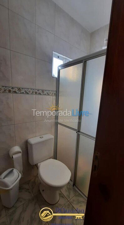 Casa para aluguel de temporada em Bombinhas (Praia de Bombas)