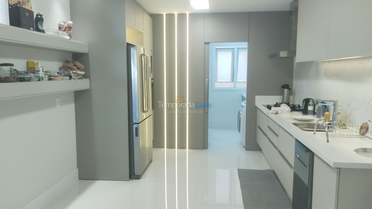 Apartamento para aluguel de temporada em Florianopolis (Jurerê Internacional)