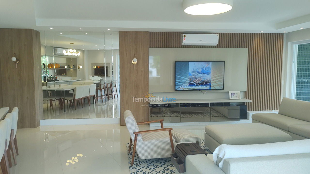 Apartamento para aluguel de temporada em Florianopolis (Jurerê Internacional)