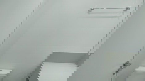 LUXUOSO E ACONCHEGANTE APARTAMENTO EM JURERÊ