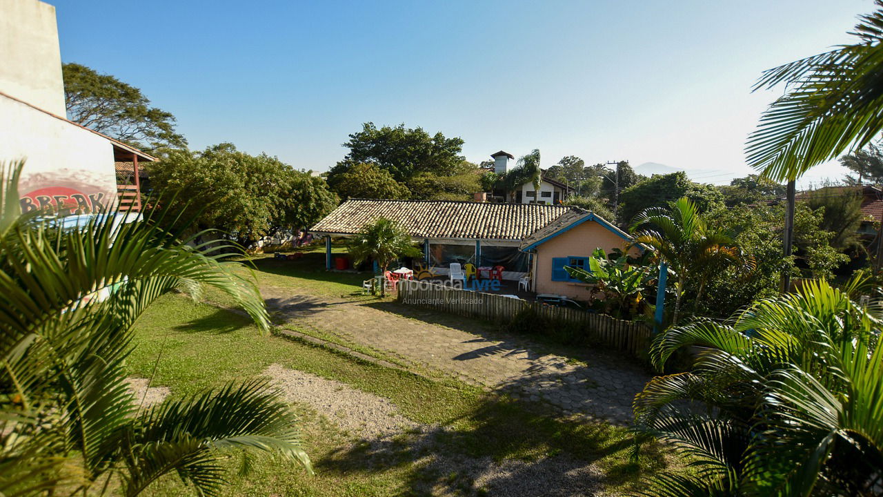 House for vacation rental in Garopaba (Praia da Ferrugem)