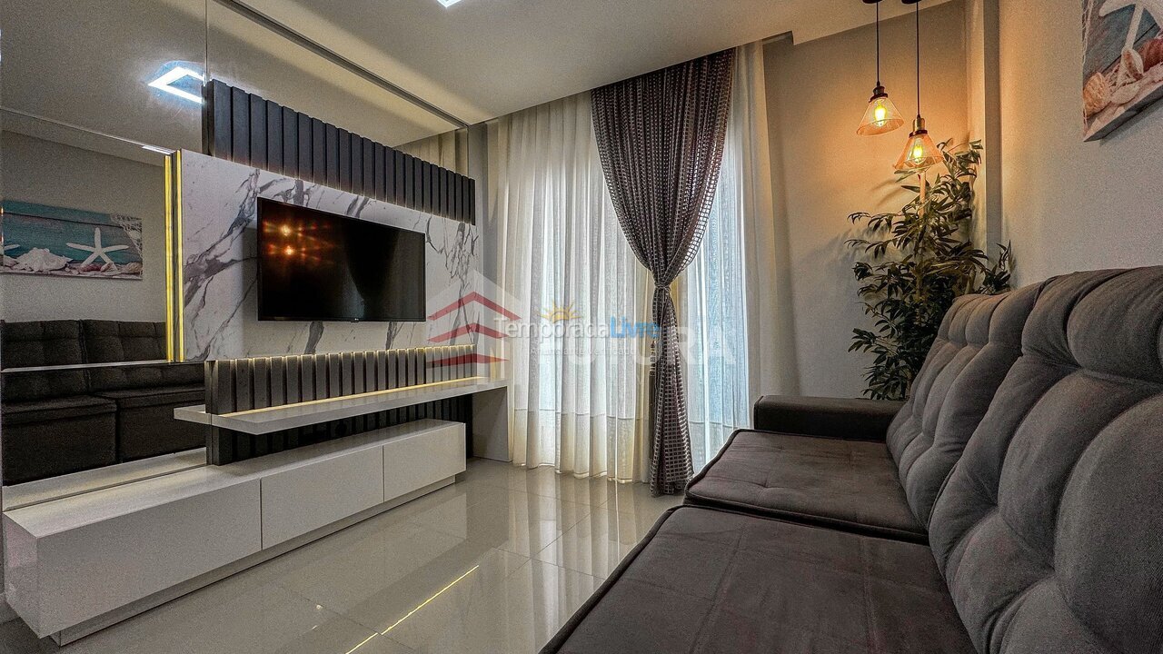 Apartamento para aluguel de temporada em Bombinhas (Canto Grande)