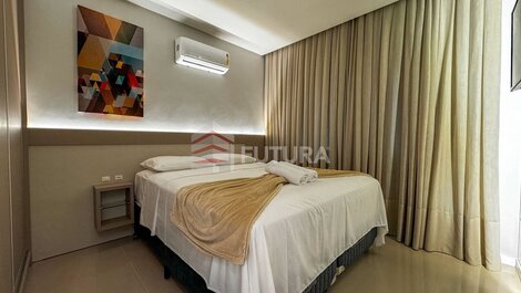 Apartamento com 02 dormitórios - LA040EF
