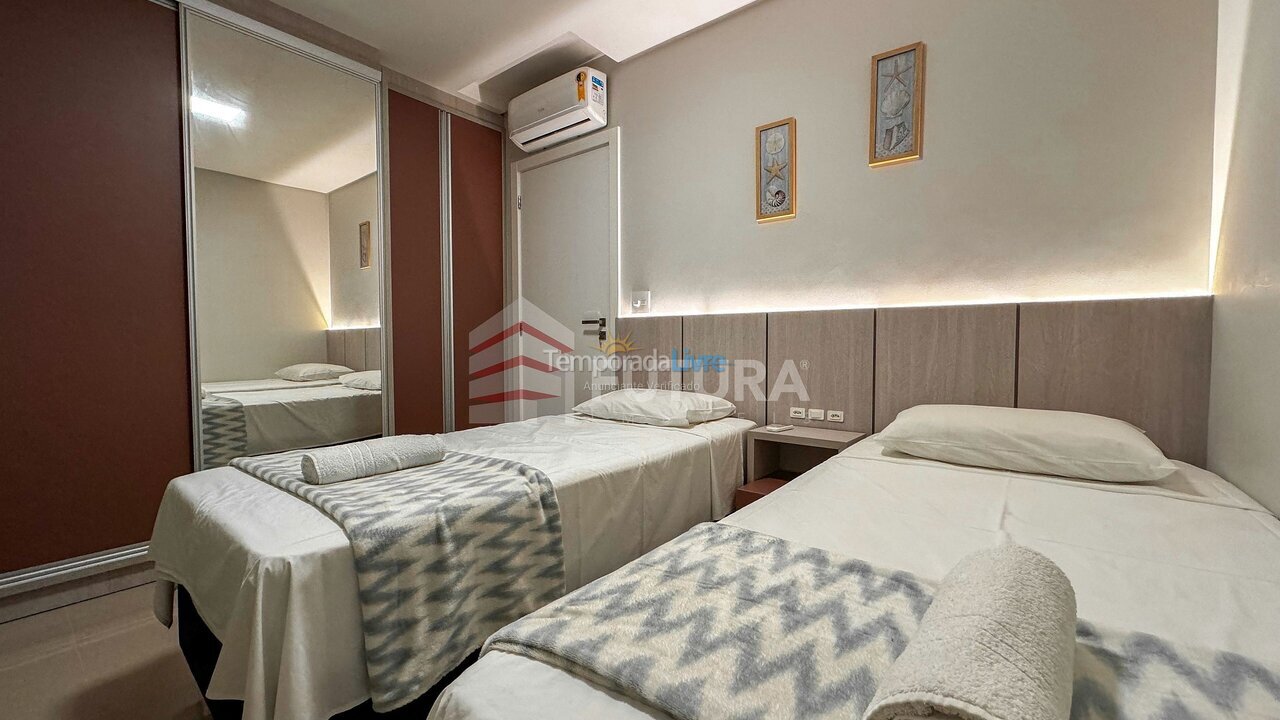 Apartamento para aluguel de temporada em Bombinhas (Canto Grande)