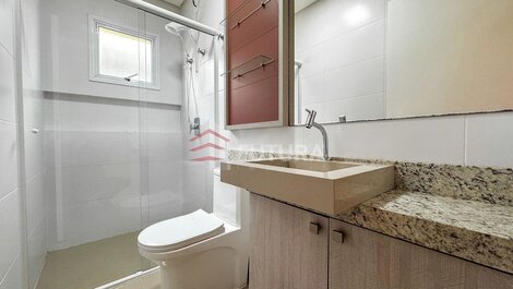 Apartamento com 02 dormitórios - LA040EF