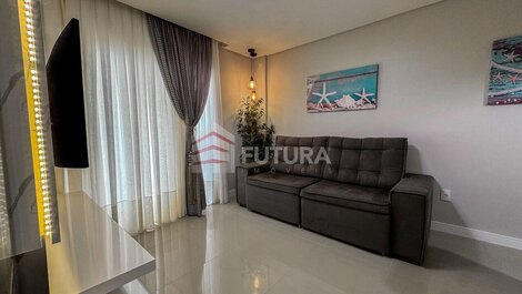 Apartamento com 02 dormitórios - LA040EF