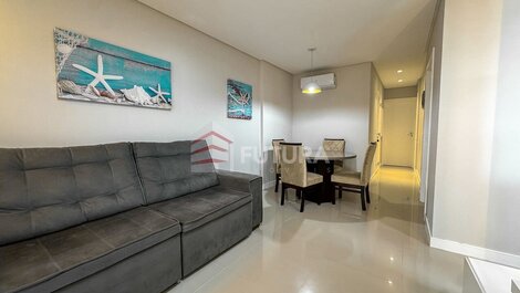 Apartamento com 02 dormitórios - LA040EF
