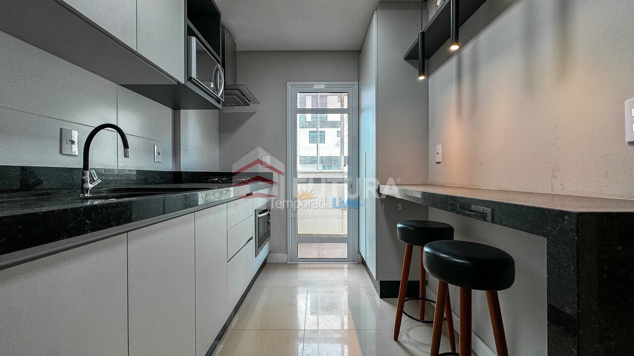 Apartamento para aluguel de temporada em Bombinhas (Canto Grande)
