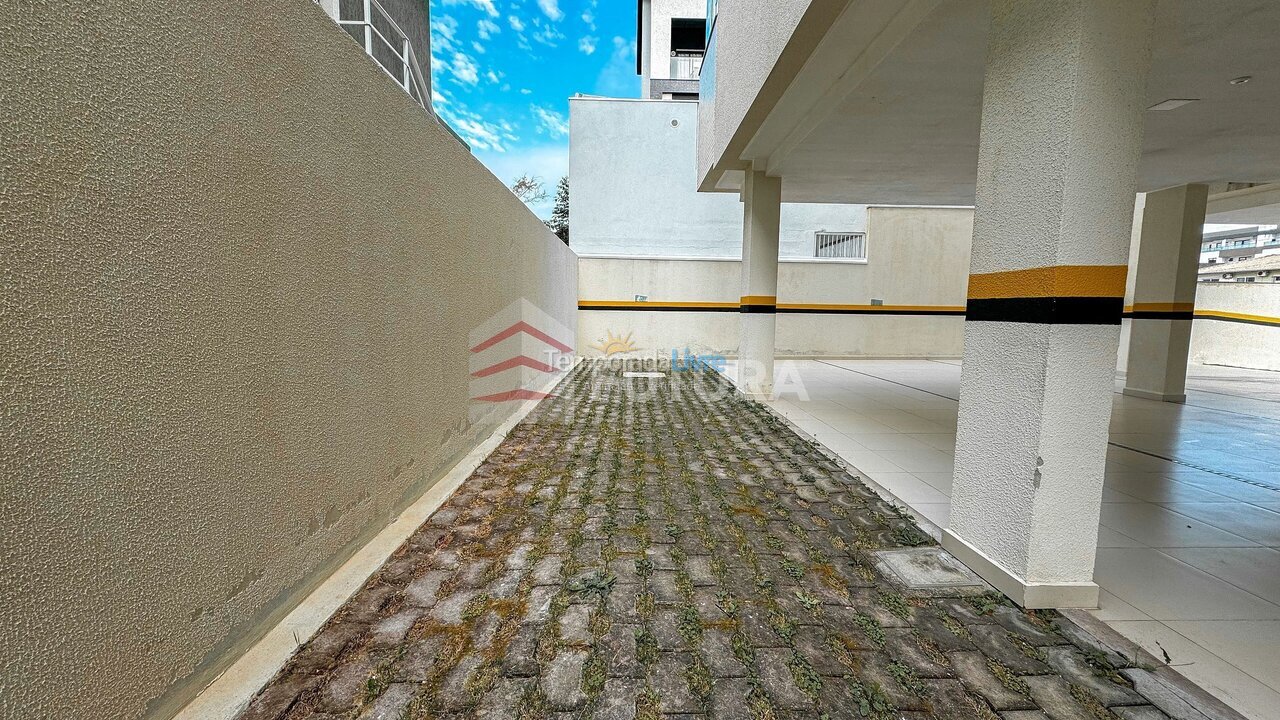 Apartamento para aluguel de temporada em Bombinhas (Canto Grande)
