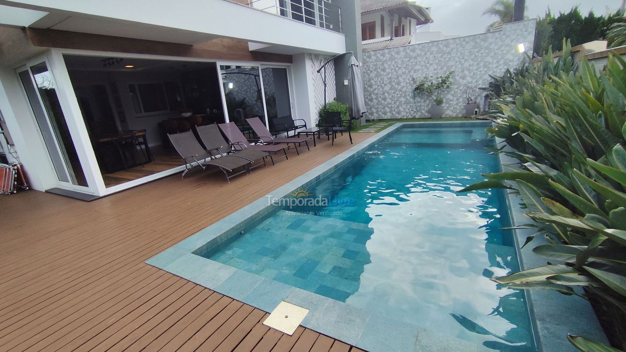 Casa para alquiler de vacaciones em Florianopolis (Jurerê Internacional)