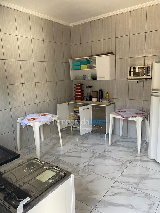 Casa para aluguel de temporada em Ubatuba (Pereque Açu)