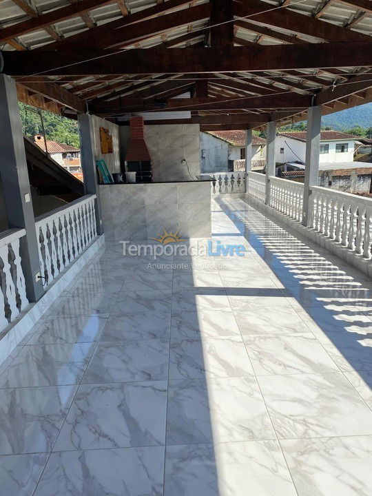 Casa para aluguel de temporada em Ubatuba (Pereque Açu)