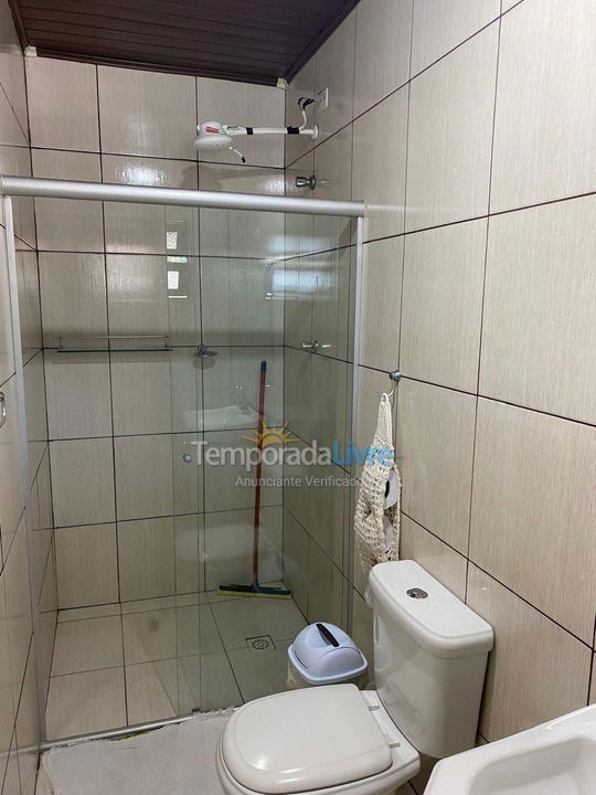 Casa para aluguel de temporada em Ubatuba (Pereque Açu)