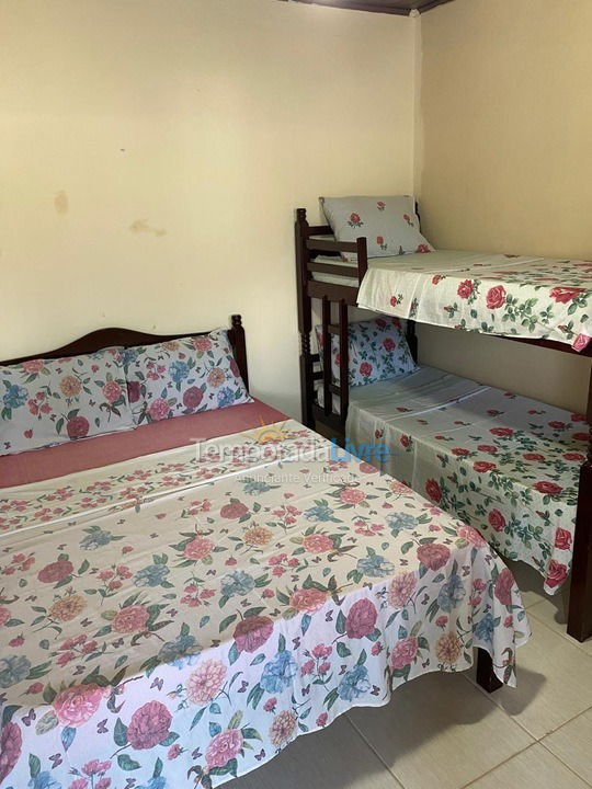 Casa para aluguel de temporada em Ubatuba (Pereque Açu)