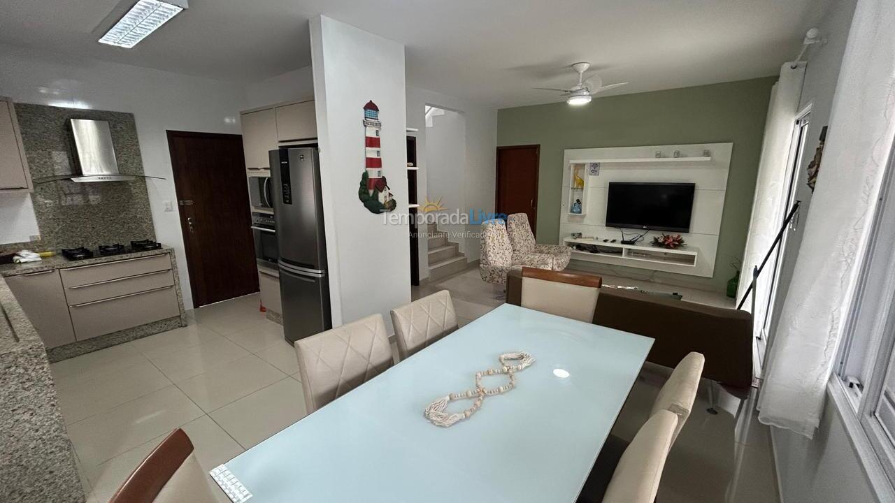 Casa para alquiler de vacaciones em Bombinhas (Praia de Bombas)