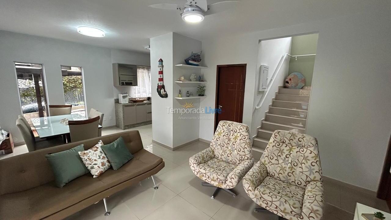 Casa para alquiler de vacaciones em Bombinhas (Praia de Bombas)