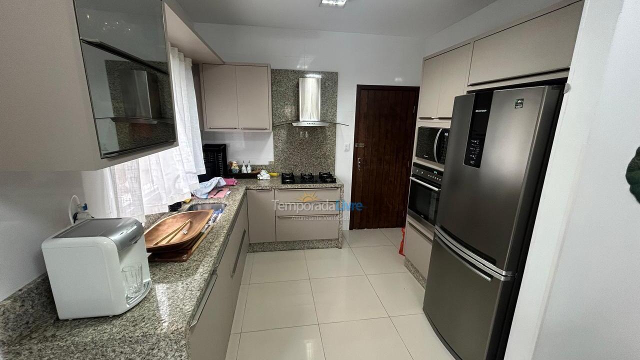 Casa para alquiler de vacaciones em Bombinhas (Praia de Bombas)