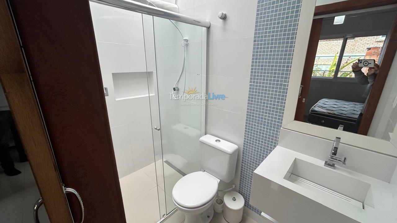 Casa para alquiler de vacaciones em Bombinhas (Praia de Bombas)