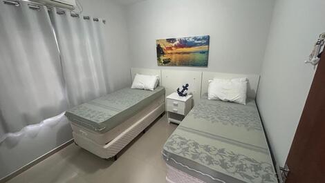 🏡 Hermosa Casa con Piscina en Playa Bombas 🌊