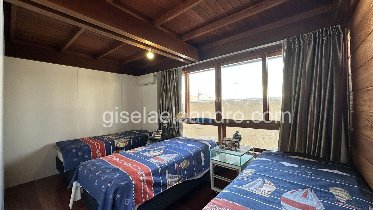Casa para aluguel de temporada em Florianopolis (Jurerê Internacional)