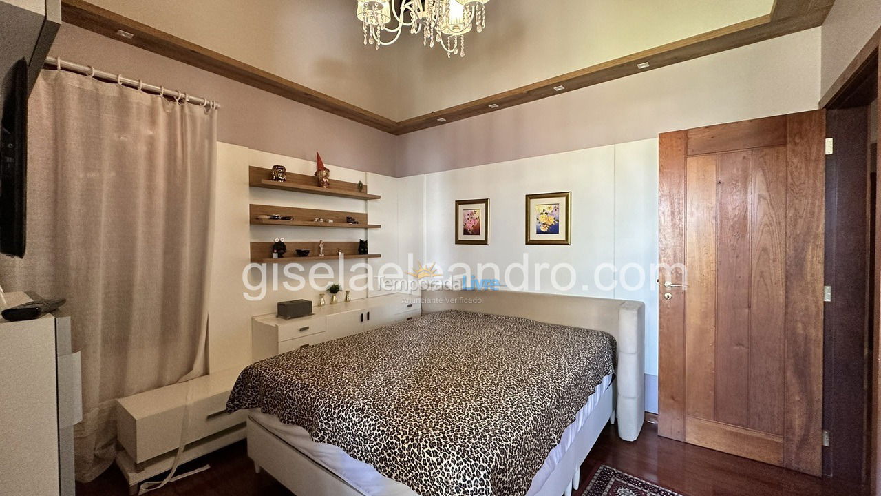 Casa para aluguel de temporada em Florianopolis (Jurerê Internacional)