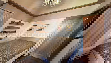 Incrivel casa de praia com 7 quartos em Jurere Internacional