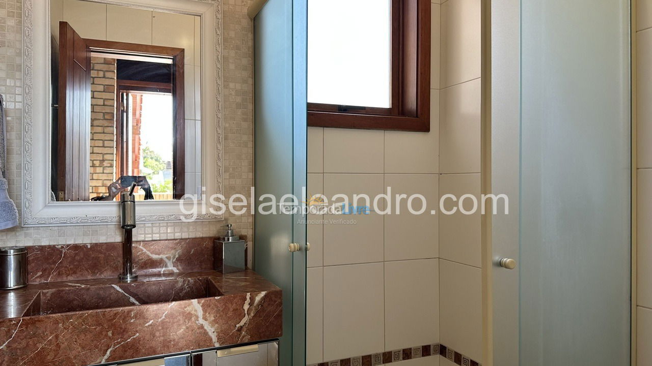 Casa para aluguel de temporada em Florianopolis (Jurerê Internacional)