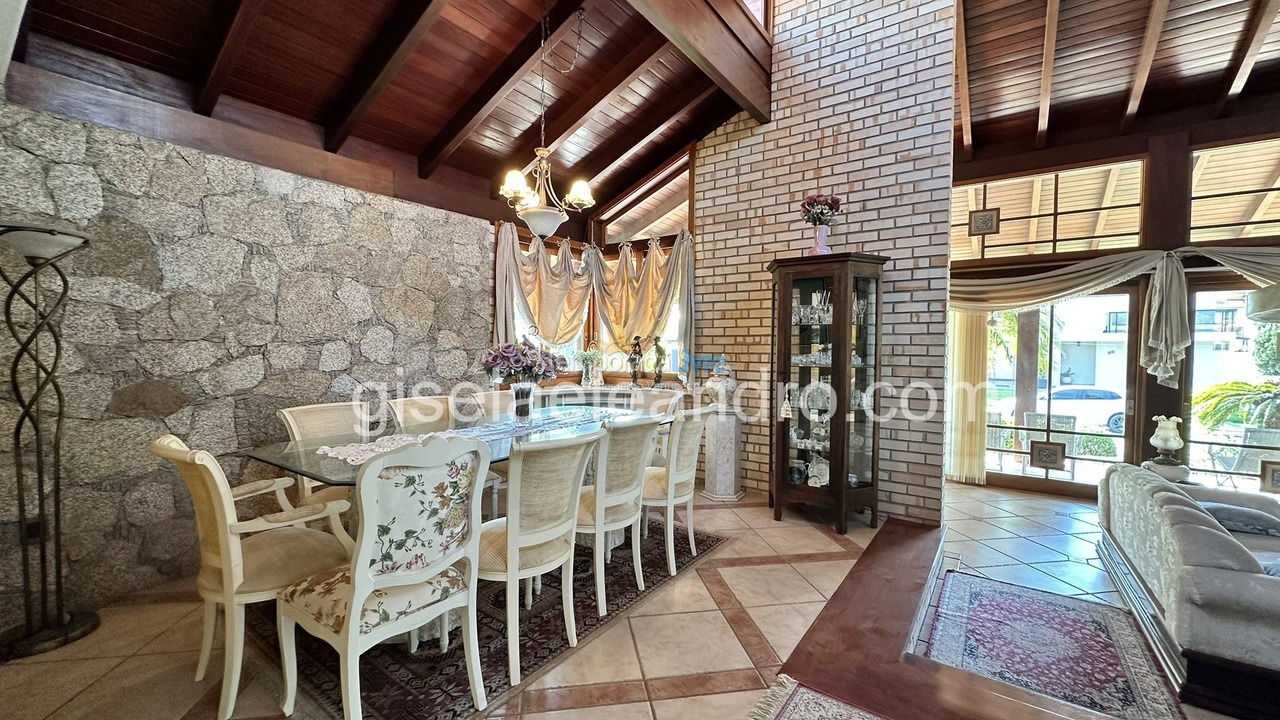 Casa para aluguel de temporada em Florianopolis (Jurerê Internacional)