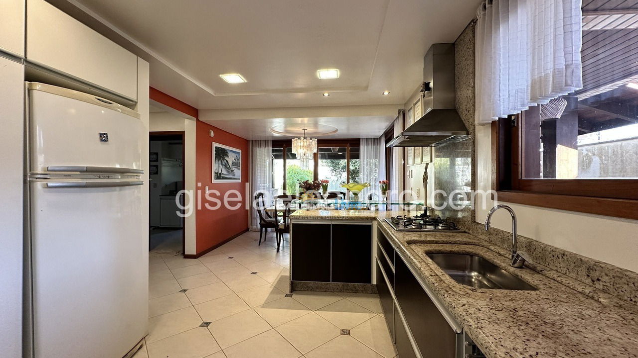 Casa para aluguel de temporada em Florianopolis (Jurerê Internacional)