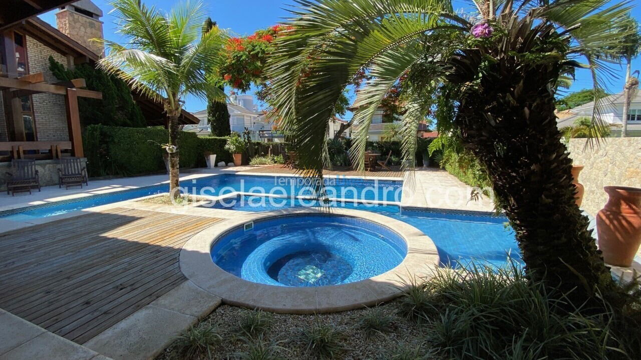 Casa para aluguel de temporada em Florianopolis (Jurerê Internacional)
