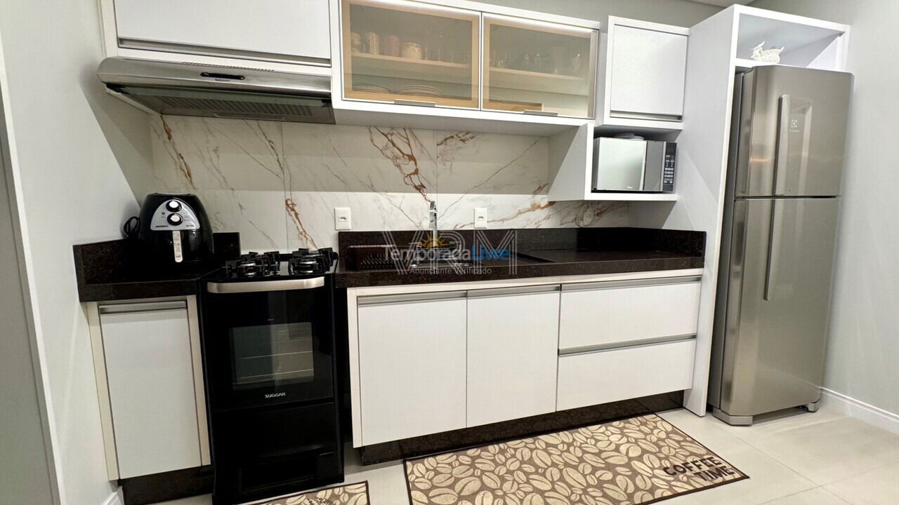 Apartment for vacation rental in Bombinhas (Canto Grande)