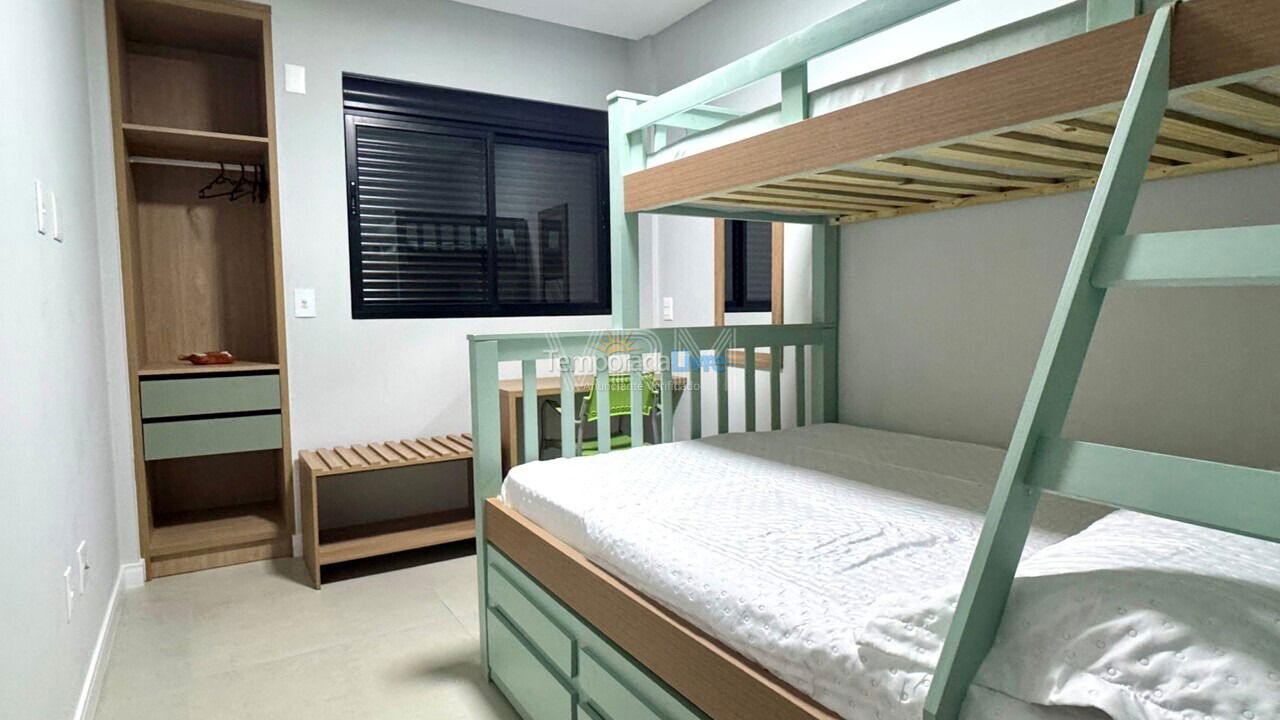 Apartment for vacation rental in Bombinhas (Canto Grande)