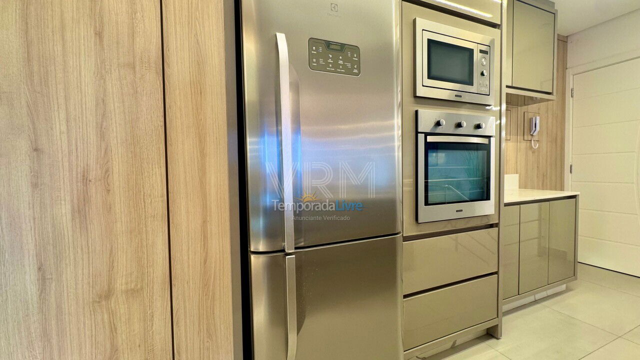 Apartment for vacation rental in Bombinhas (Canto Grande)