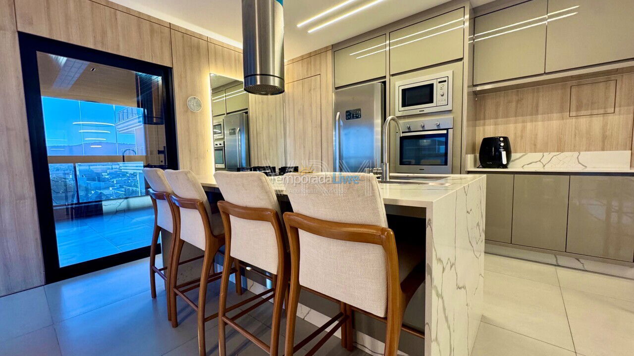 Apartment for vacation rental in Bombinhas (Canto Grande)