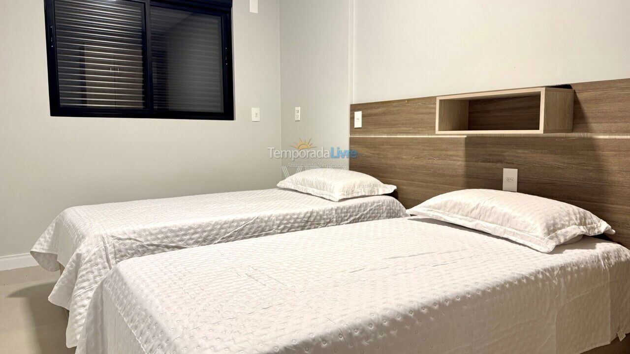 Apartamento para aluguel de temporada em Bombinhas (Canto Grande)
