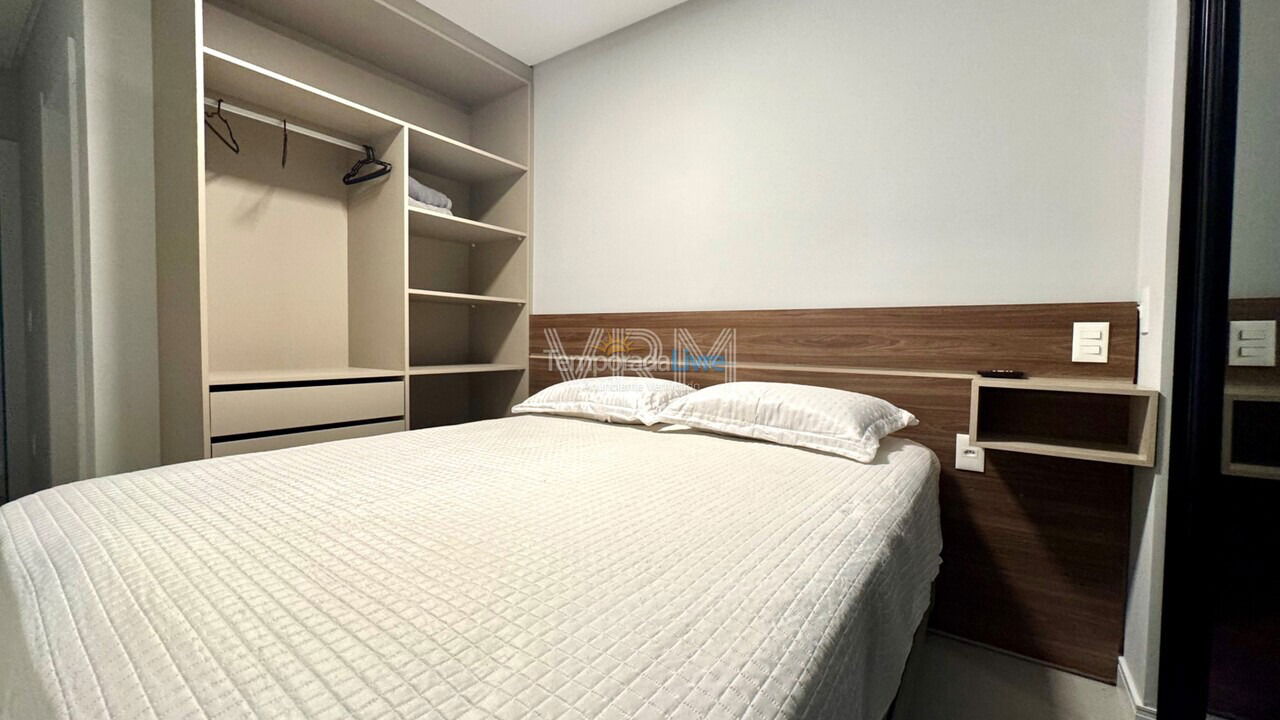 Apartamento para aluguel de temporada em Bombinhas (Canto Grande)