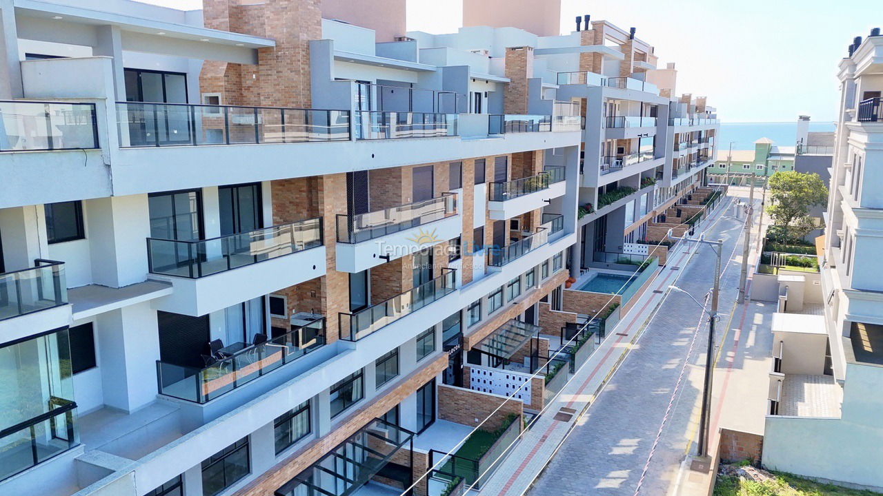 Apartamento para aluguel de temporada em Bombinhas (Canto Grande)