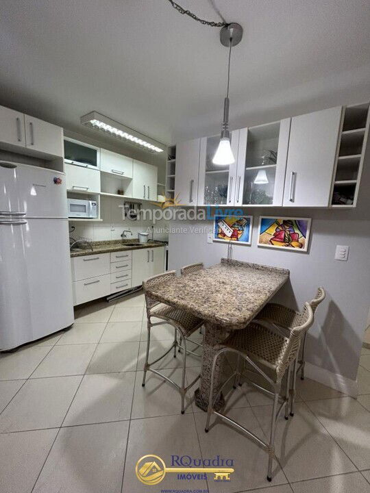 Apartment for vacation rental in Bombinhas (Praia de Bombas)