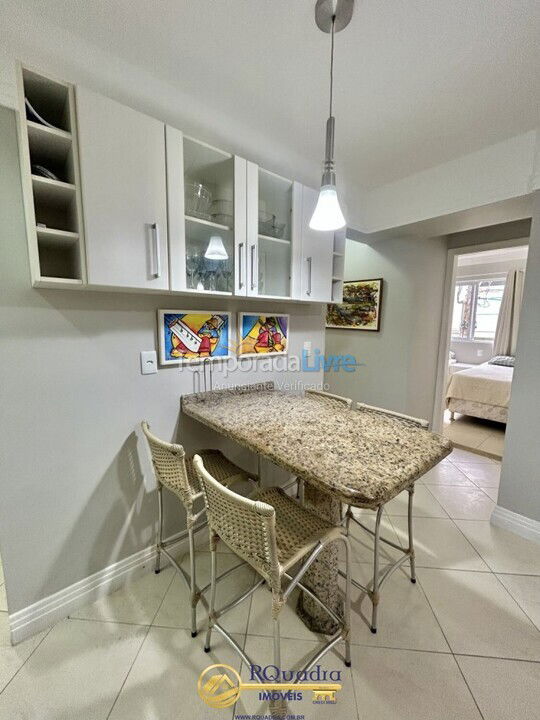 Apartment for vacation rental in Bombinhas (Praia de Bombas)