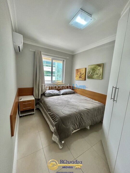 Apartment for vacation rental in Bombinhas (Praia de Bombas)