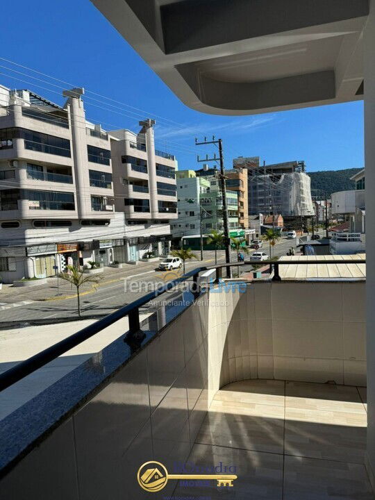 Apartamento para alquiler de vacaciones em Bombinhas (Praia de Bombas)