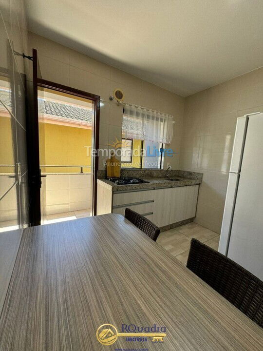 Apartamento para alquiler de vacaciones em Bombinhas (Praia de Bombas)